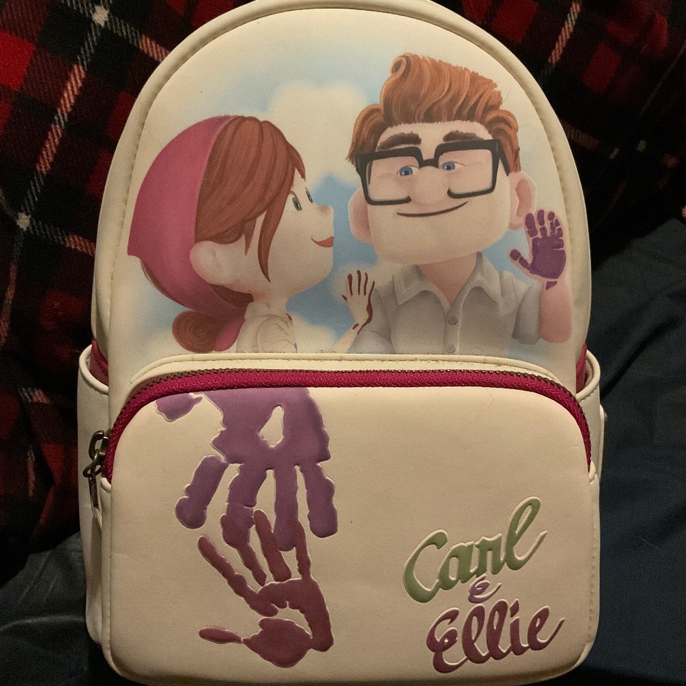 Disneys UP Carl and Ellie loungefly
